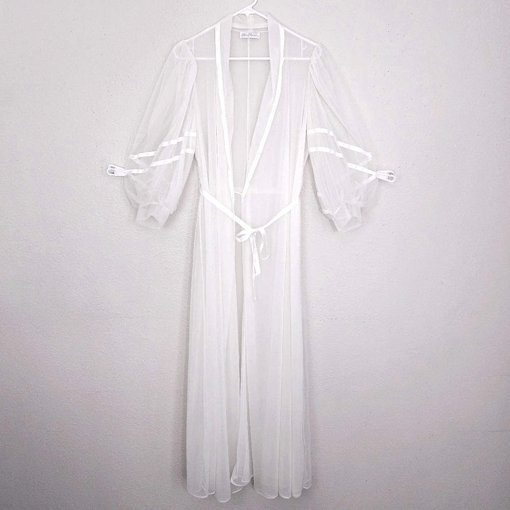 Vintage Miss Elaine Sheer Robe Peignoir